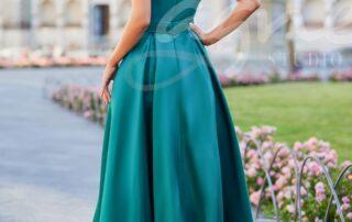 studioagnes-mikado-vecerni-spolecenske-saty-na-ples-mit-carmen-armeln-se-spadlymi-rukavy-v-zelene-CHK1006-possy-green_6